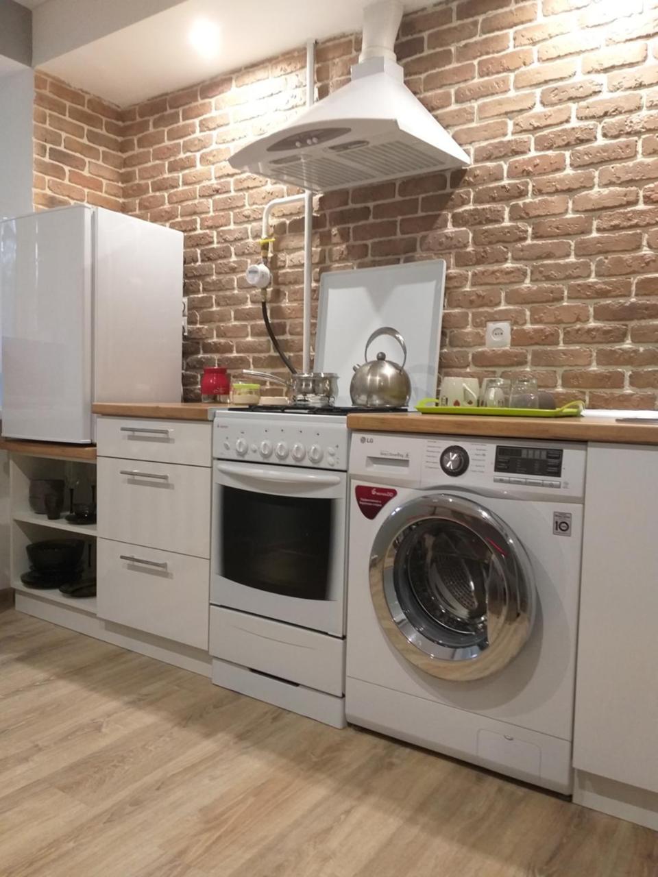 Ferienwohnung Apartament Gayadayenko 4 Pinsk Exterior foto